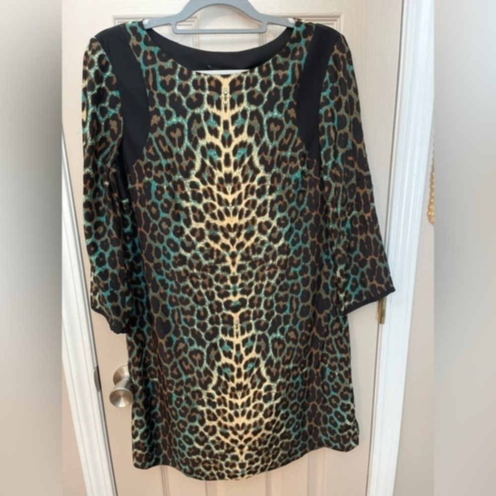 Alice & Trixie NWT 100% silk leopard print midi dress w/teal highlights Size M